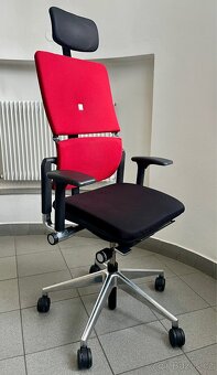 kancelářská židle Steelcase Please s podhlavníkem - 2