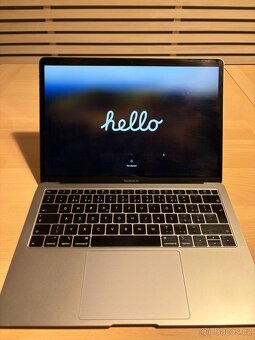 Apple MacBook Air 13” (2019) - 2