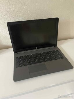 HP 255 G7 - 2