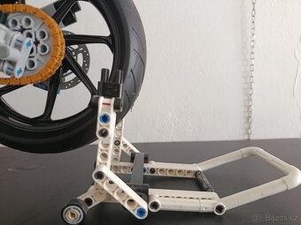 42130 BMW M 1000 RR - 2