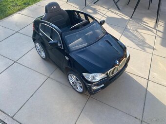 Dětské elektrické autíčko - 2