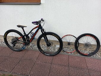 Mondraker Factor 26/24 - dětské celoodpruzene kolo - 2