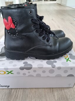 Dívčí kotníkové boty Geox Disney - 2