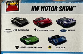 Hot wheels Ford GT, Aston Martin - 2