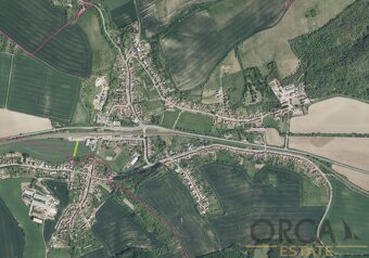 Podíl na zajímavém investičním pozemku 484 m2 v k. ú. Nesovi - 2