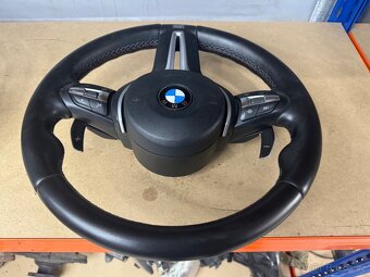 BMW M3/M4/F3X volant kompletní original M-paket - 2