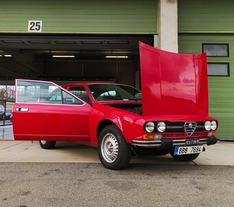 Alfa Romeo Alfetta GTV 2000 - 2