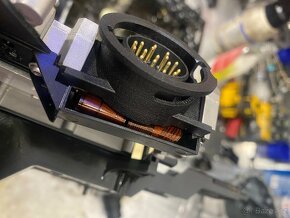 Konektory Stronic - 2