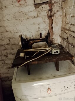 Šicí stroj Singer - 2