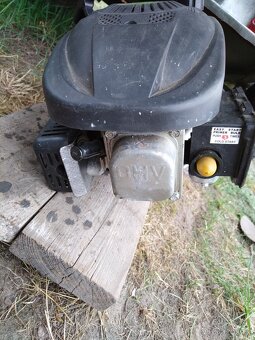 Motor do sekačky - 2