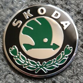 Znaky na pokličky kol Škoda - 2