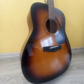 Akustická kytara Yamaha - 2