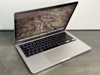 MacBook Pro 13'' 2020 / M1 / 16GB / 512GB SSD / Silver - D - 2