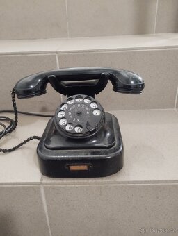 Telefon,housle - 2
