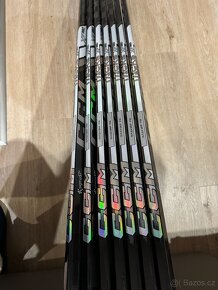Nová hokejka CCM Tacks XF PRO Senior, P29, pravá - 2