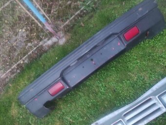 Peugeot 205 gti- zadní podnáraznik - 2