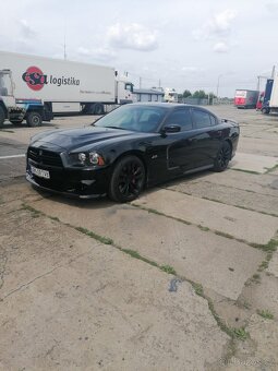 Dodge Charger SRT - 2