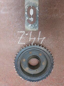 ČZ 125-150 C rozeta originál 44.zubů - 2