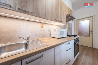 Prodej rodinného domu, 200 m², Louny, ul. Riegrova - 2