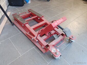 Zvedák na motorku - 2