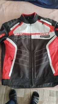 Bunda na motorku - 2
