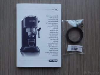 pákový kávovar DeLonghi EC680.M + příslušenství - 2