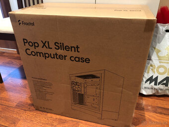 Fractal Design Pop XL Silent Solid černá - 2