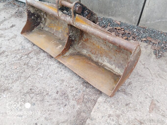použité lžíce na JCB - 2
