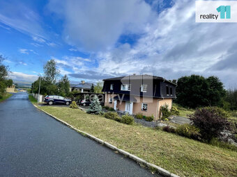 Prodej RD 4KK, šatna, pracovna,2 koupelny, 834m2, užitná plo - 2