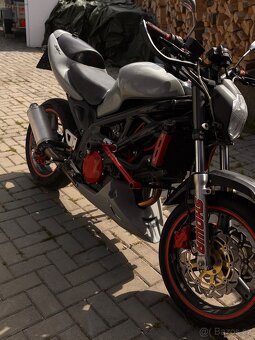 Suzuki SV 650 - 2