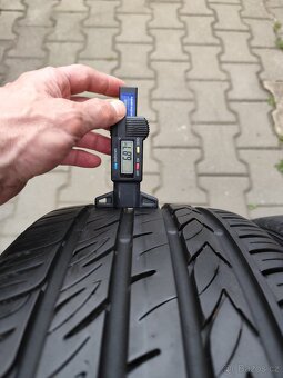 Letní pneu 225/40/18 - 2