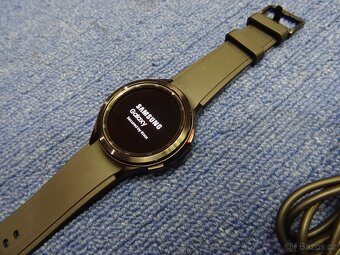 Chytré hodinky Samsung Galaxy Watch 4 Classic 46mm - 2