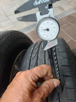 Alu kola Mercedes GLC, 235/65/r17 letní, - 2