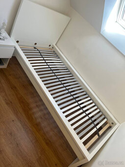 Postel Ikea Malm 90x200 s roštem a matrací - 2