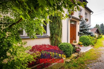 Prodej prosperujícího penzionu s restaurací a prostorné chat - 2