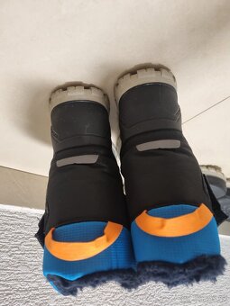 Zimni snehule decathlon,vel.34 - 2