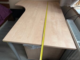 Rohový kancelářský psací stůl s kontejnerem - 2