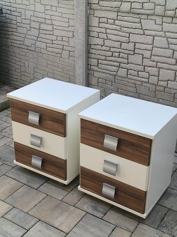 Prodám dvě komody (noční stolky, kontejnery) - 2