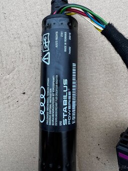 Audi A7 C7 (4G) – elektrické písty víka kufru, komplet - 2