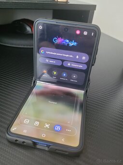 Samsung Z Flip 7 12/256GB - 2