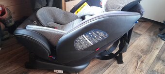 Otočná autosedačka - 2