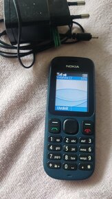 Nokia 100 +nabíječka - 2