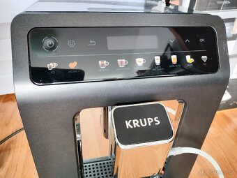 Automatický kávovar Krups EA895N10 - 2