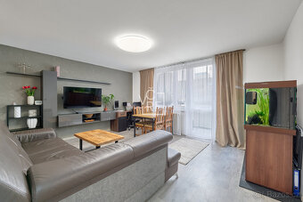 Prodej moderního bytu 3+1 s lodžií a sklepem, 85 m² – Chrudi - 2