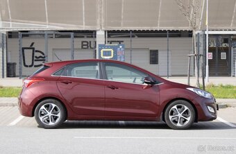 Hyundai i30 1.4i MPI DOHC CVVT YES - 2