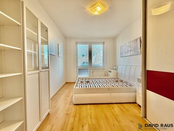 Prodej bytu 3+kk se dvěma balkony ( 116 m2 ), ul. Přízřenick - 2