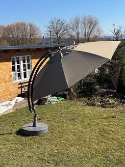 Robustní SLUNEČNÍK Crystal 375 cm s osvětlením - 2