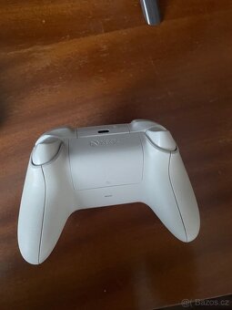 Xbox ovladač - 2