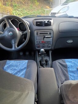 Alfa Romeo 147 - 2