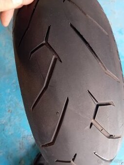 Pneu Pirelli Diablo rosso 190/55-17 - 2